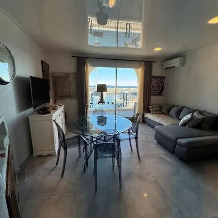 Apartmán Azure Bliss At Port La Galere
