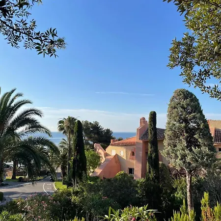 Apartmán Azure Bliss At Port La Galere